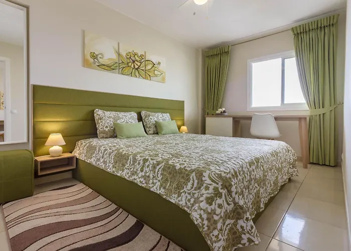 1Bdr El Dorado Ocean View Las Americas