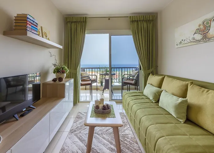 1Bdr El Dorado Ocean View Las Americas